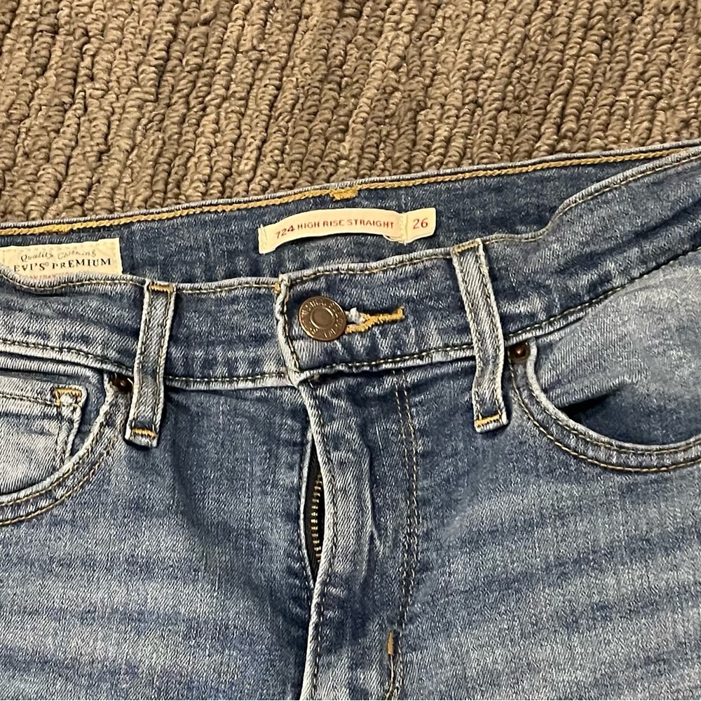 Levi’s 724 high rise straight crop jeans - Picture 3 of 10